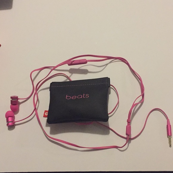 Dr.Dre beats earbuds!!! - Picture 1 of 5